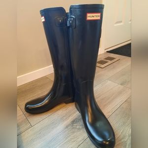 Hunter rainboots size 9